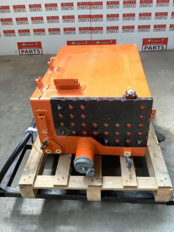Réservoir de carburant pour Hitachi ZX135US-7 Photo 4