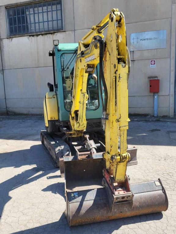 Yanmar VIO33 Photo 8