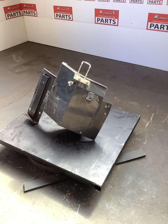 Capot et panneau de carrosserie pour Hitachi ZX 135-5 Photo 3