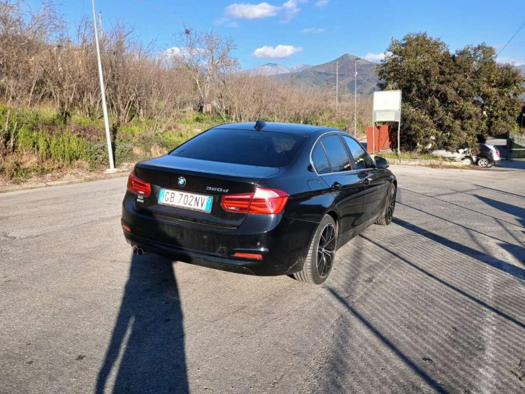 BMW SERIE 3 MODELLO 320D Photo 3
