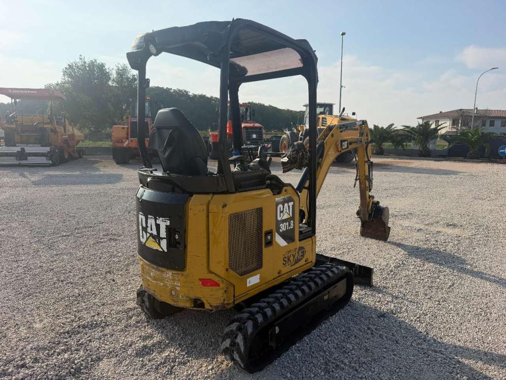 Caterpillar 301.8 Photo 3