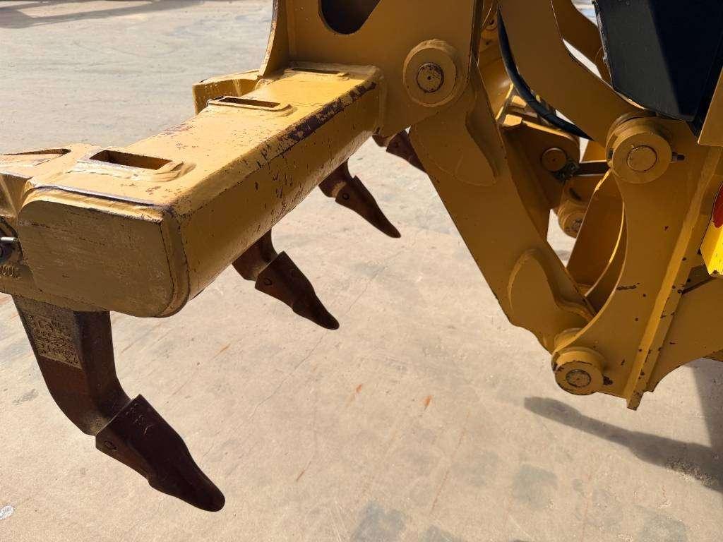 Caterpillar 140M2 Photo 29