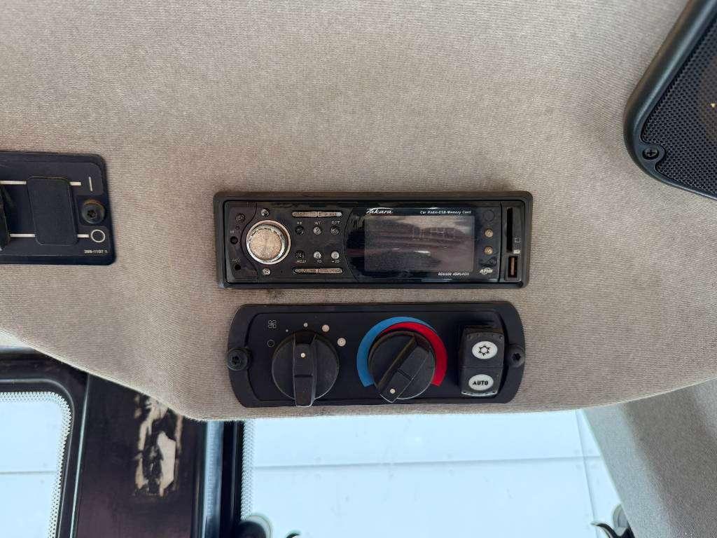 Caterpillar 963D - Ripper / Airco / CE Certified Photo 13