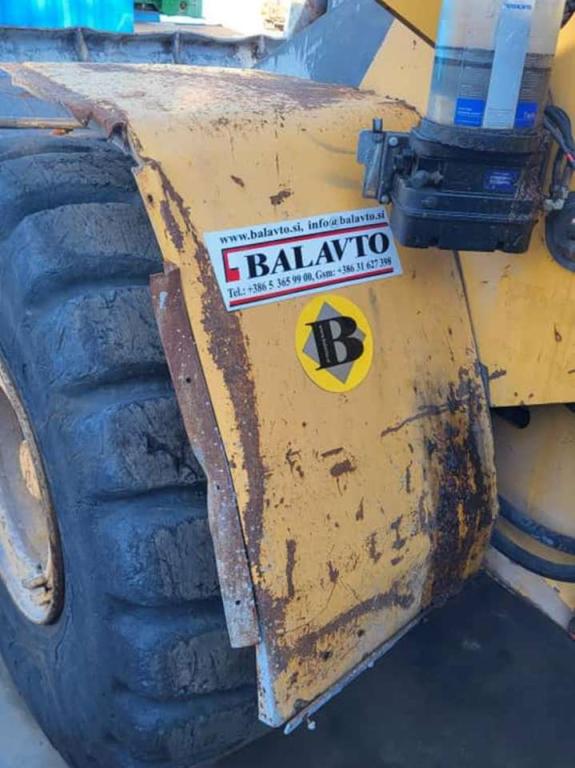 Volvo mudguards for Volvo L150G, L180G, L180G HL Photo 1