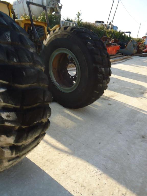 Pneu avec jantes pour MISURA 17.5 R25 Photo 3