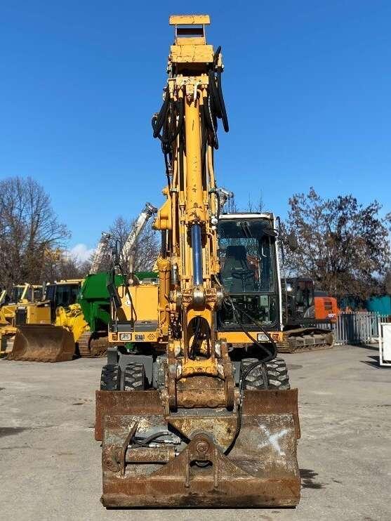 Liebherr A900B Litronic Photo 15