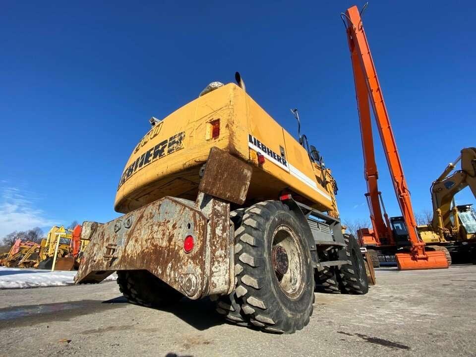 Liebherr A900B Litronic Photo 16