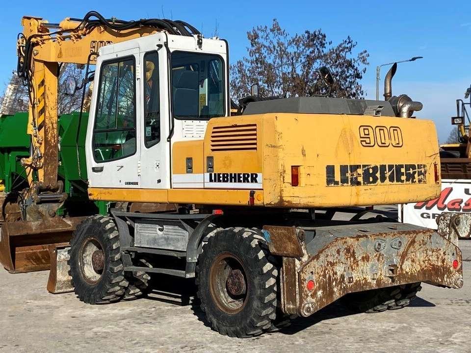 Liebherr A900B Litronic Photo 3