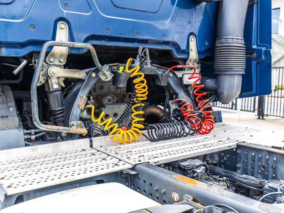 Mercedes-Benz ACTROS 1846 LS +ADR Photo 11