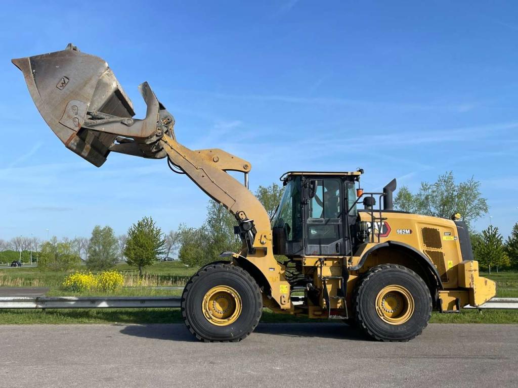 Caterpillar 962M Photo 11