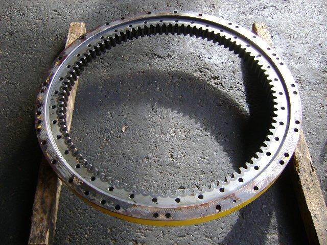 Couronne d'orientation pour Komatsu Pw 130 Photo 1