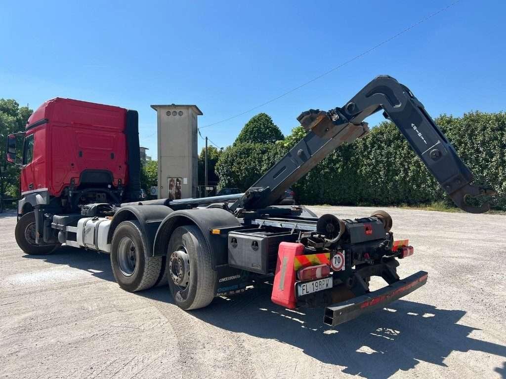 Mercedes-Benz Camion ampliroll Photo 3