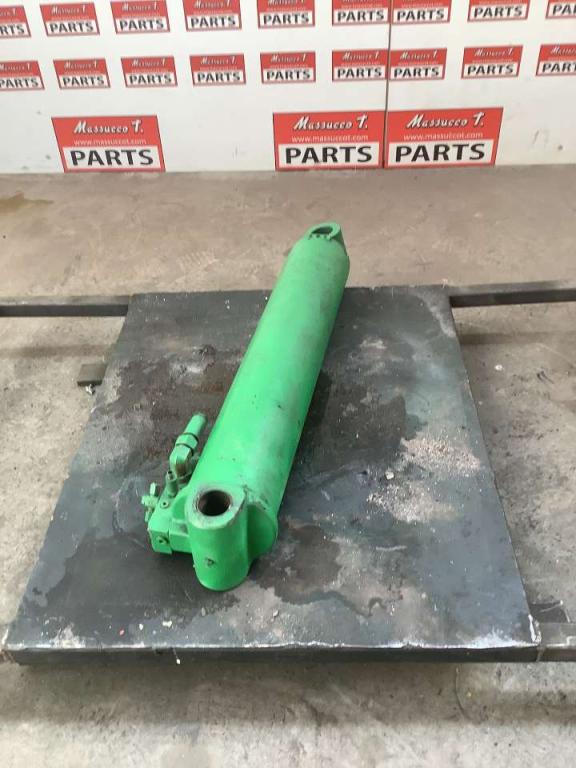 Piston de levage pour Merlo P28.8 Photo 1