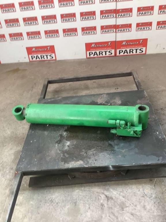 Piston de levage pour Merlo P28.8 Photo 2