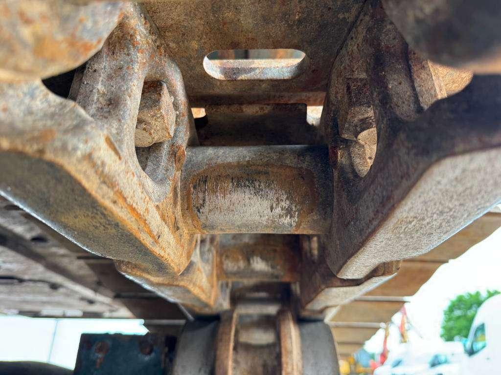 Hyundai HX380AL - Hammer Lines / Quick Coupler Photo 24