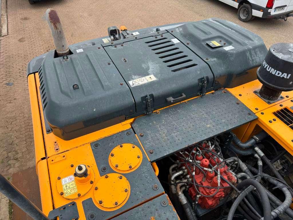 Hyundai HX380AL - Hammer Lines / Quick Coupler Photo 26