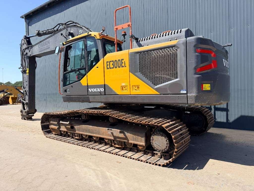 Volvo EC300E L Photo 17