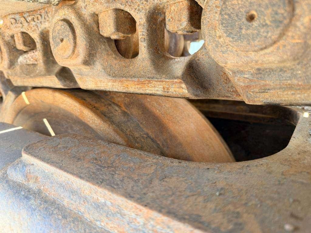Volvo EC300E L Photo 26