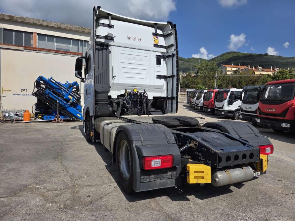Iveco S-WAY S490 Photo 20