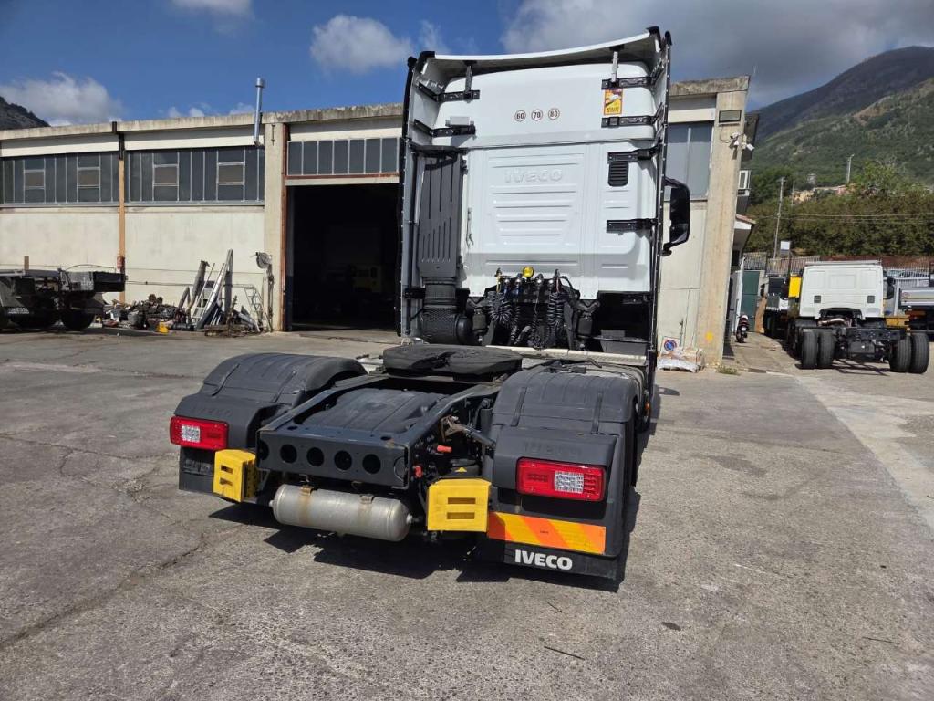Iveco S-WAY S490 Photo 25