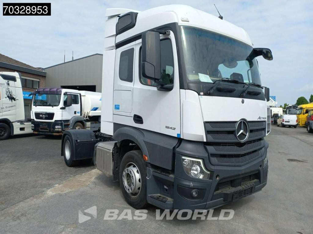 Mercedes Actros 1842 4X2 RHD Unused! ClassicSpace Photo 7