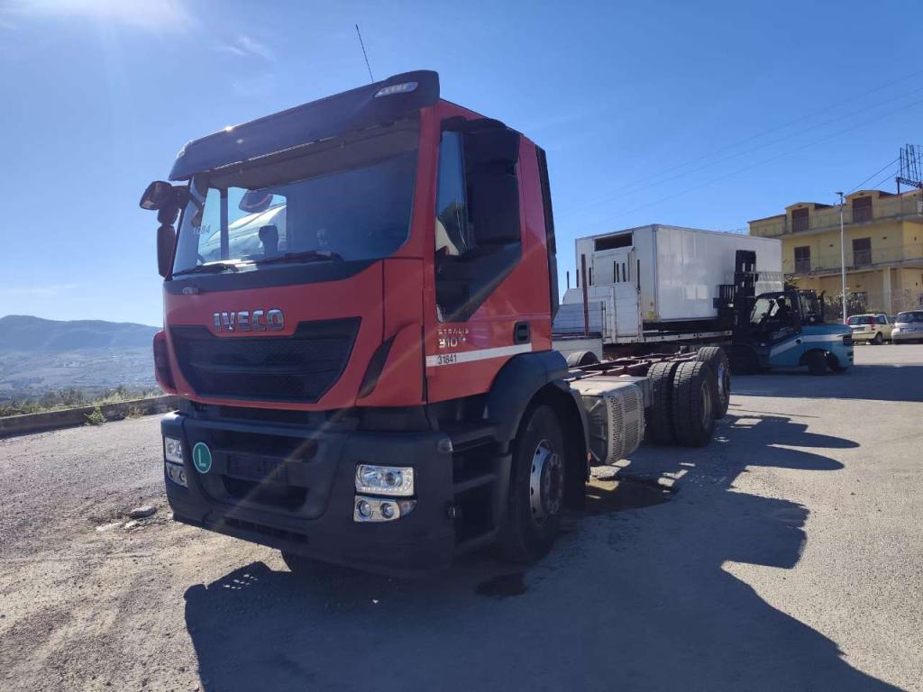 Iveco STRALIS HI-STREET 260S31 Photo 20