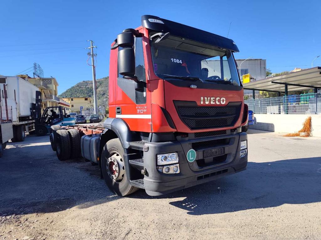 Iveco STRALIS HI-STREET 260S31 Photo 26
