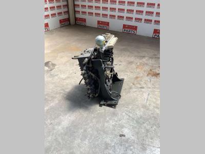 Distributeur hydraulique pour Komatsu PC228-3 en vente par Massucco T. Srl Area Ricambi