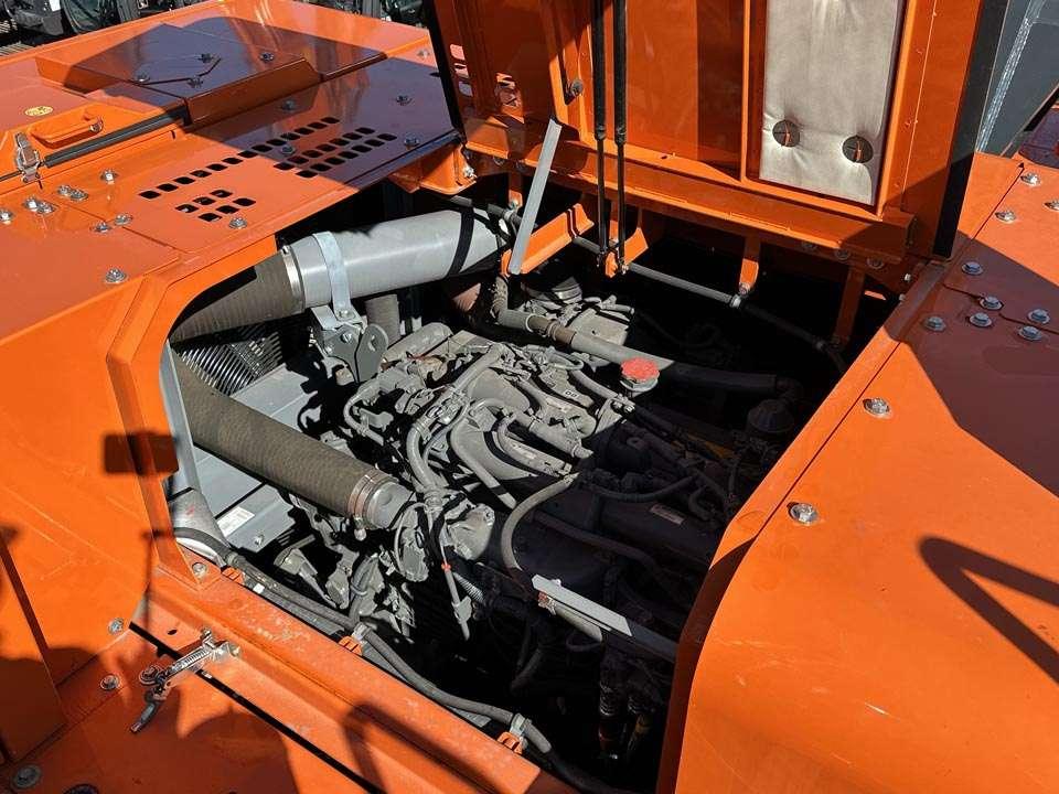 Hitachi KMC750S-7 Photo 9