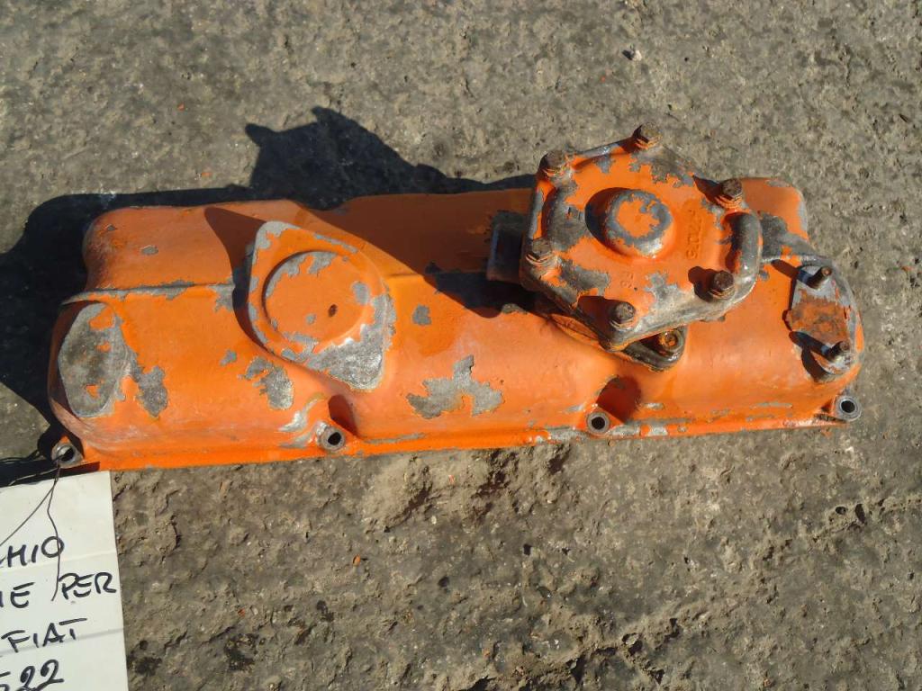 Couvercle de culbuteurs pour MOTORE FIAT 8215.22 (CODICE 4734677) Photo 2