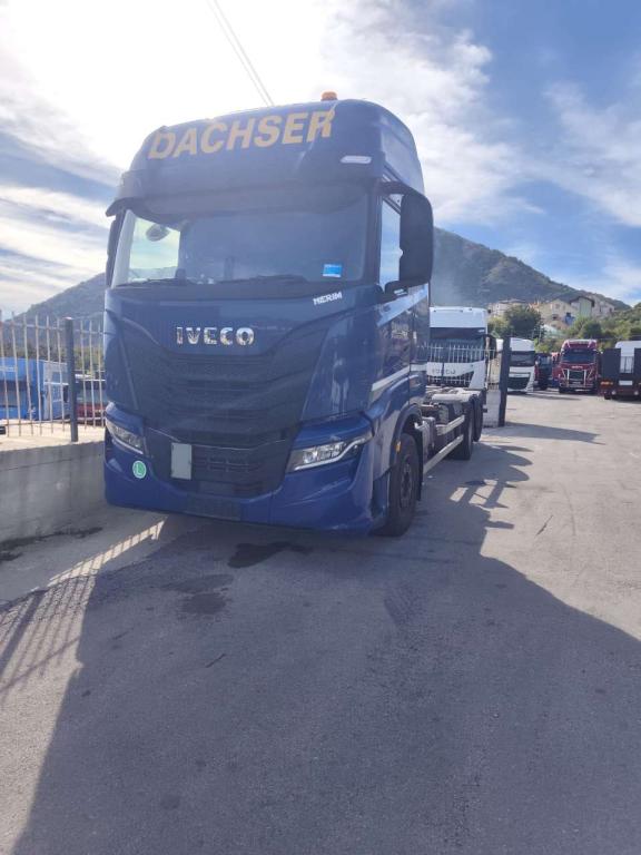Iveco X-WAY 460 (260S46) Photo 21
