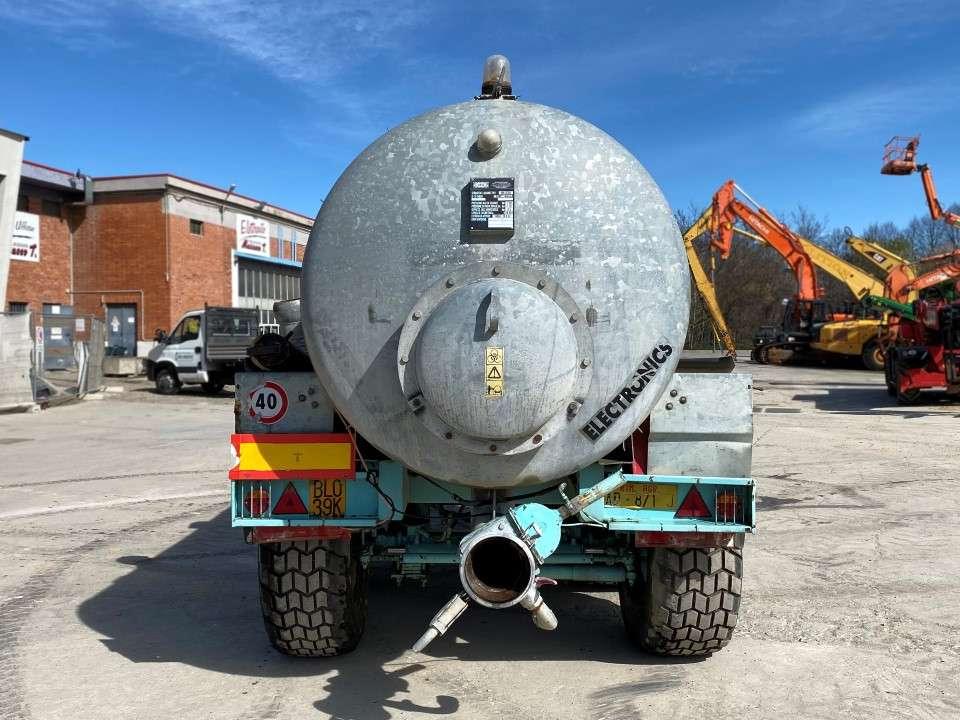 Vaia MB 141 Photo 10