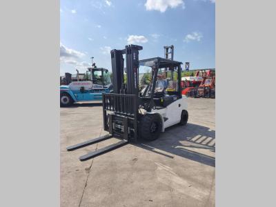EP Equipment CPD50L1 en vente par Uni.Trucks Srl