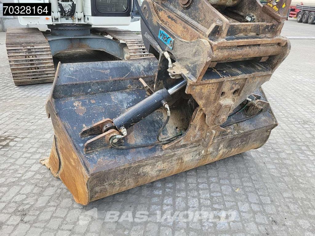 Liebherr R926 LC R926 LC Photo 15