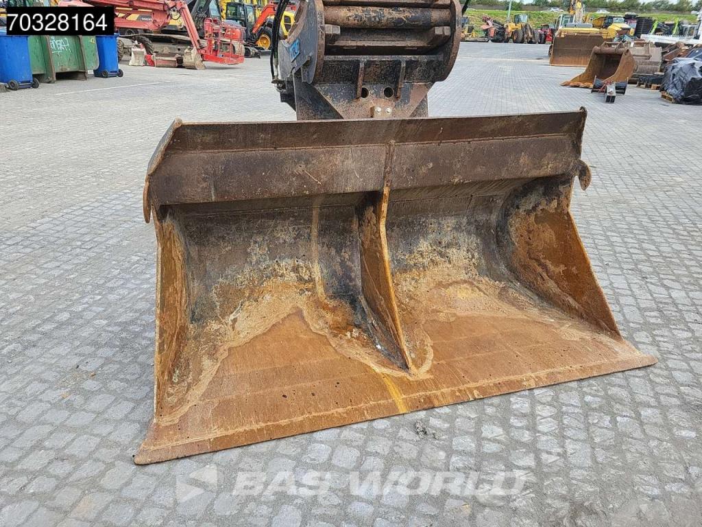 Liebherr R926 LC R926 LC Photo 16