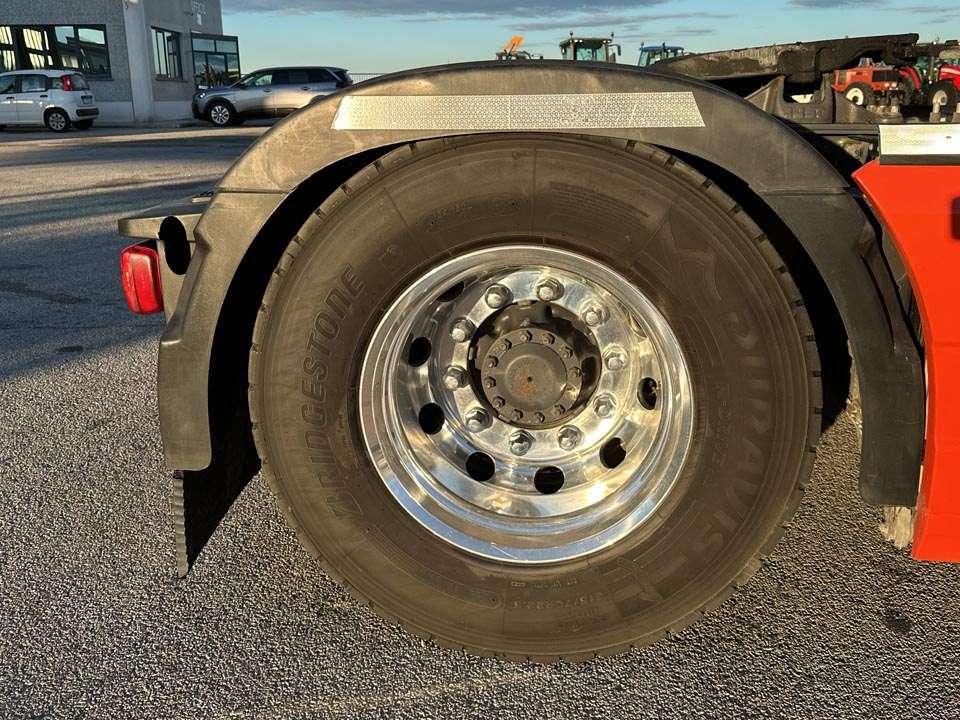 Volvo FH 540 42T 4x2 Photo 11