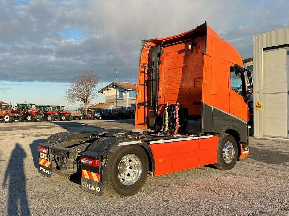 Volvo FH 540 42T 4x2 Photo 25