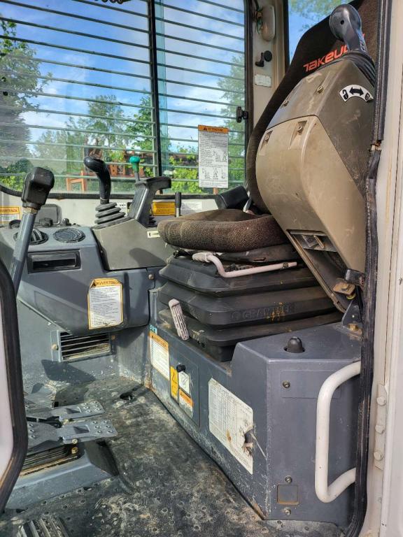 Takeuchi TB 153 FR Photo 6
