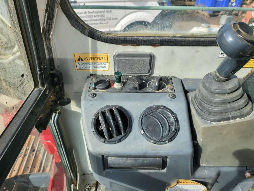 Takeuchi TB 153 FR Photo 7