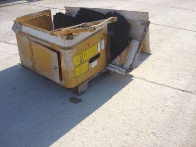 Capot et panneau de carrosserie pour Fiat Allis FR 12 en vente par OLM 90 Srl