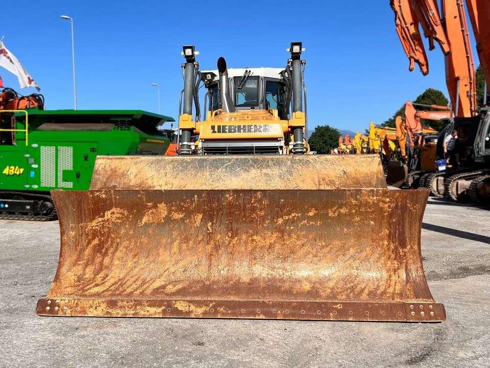 Liebherr 736 Photo 15