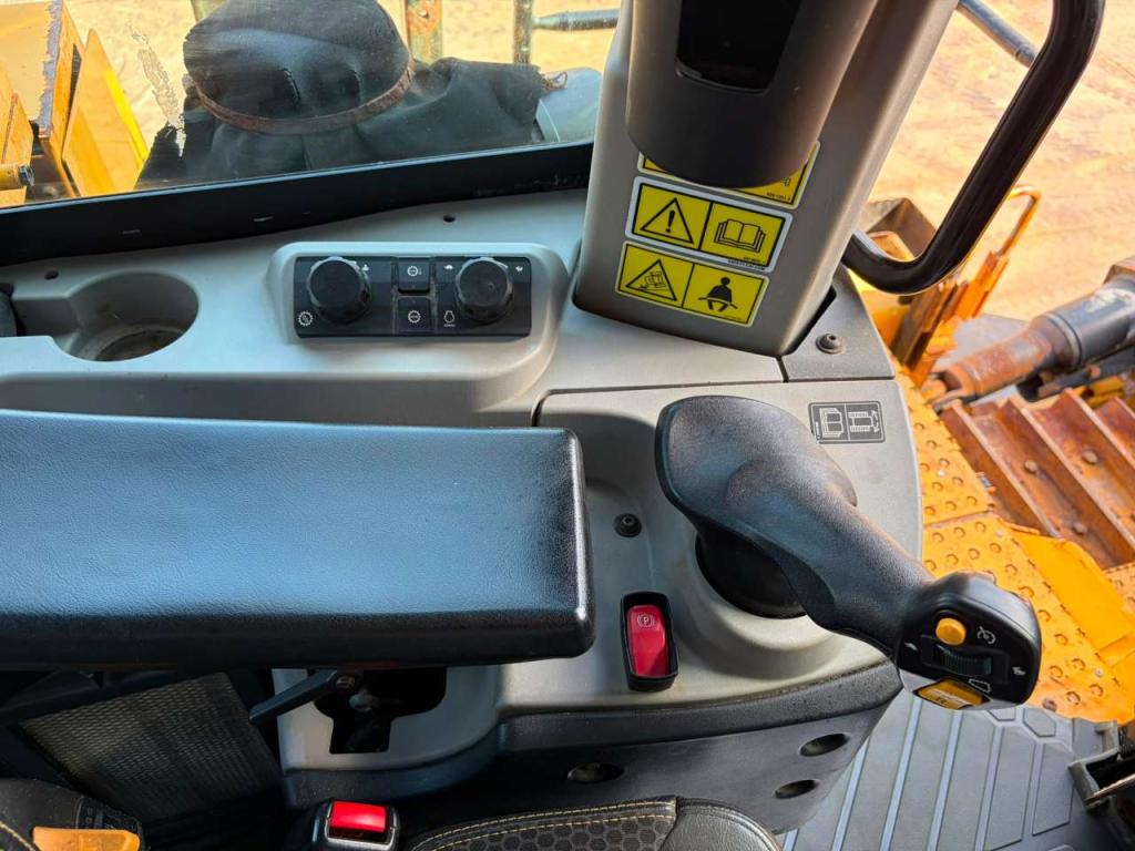 Caterpillar D9 07A Photo 21