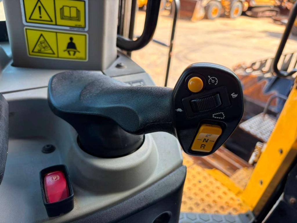 Caterpillar D9 07A Photo 22