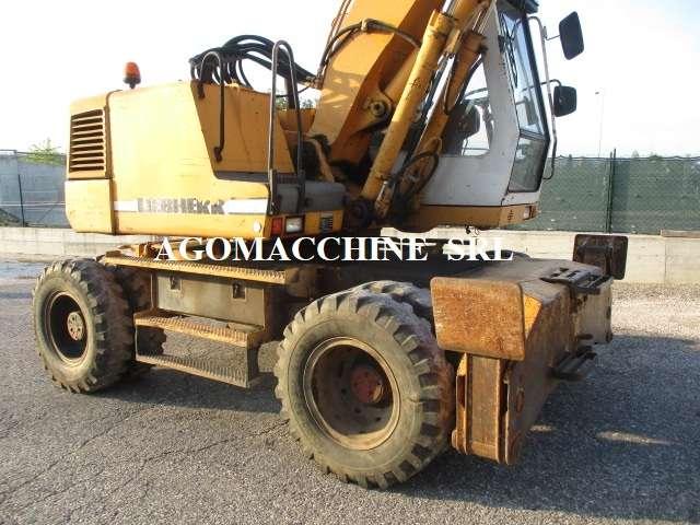 Liebherr 312 Photo 12