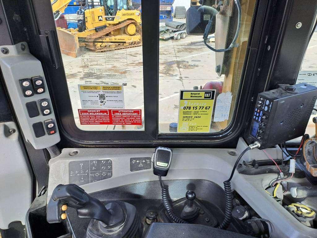 Caterpillar D6T LGP + MS Ripper (Optional GPS) Photo 21