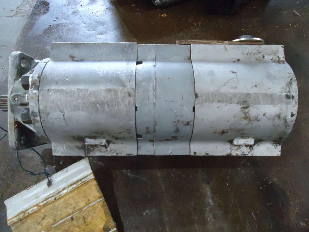 Pompe hydraulique pour Fiat Allis FR35 - codice 73070425 Photo 3