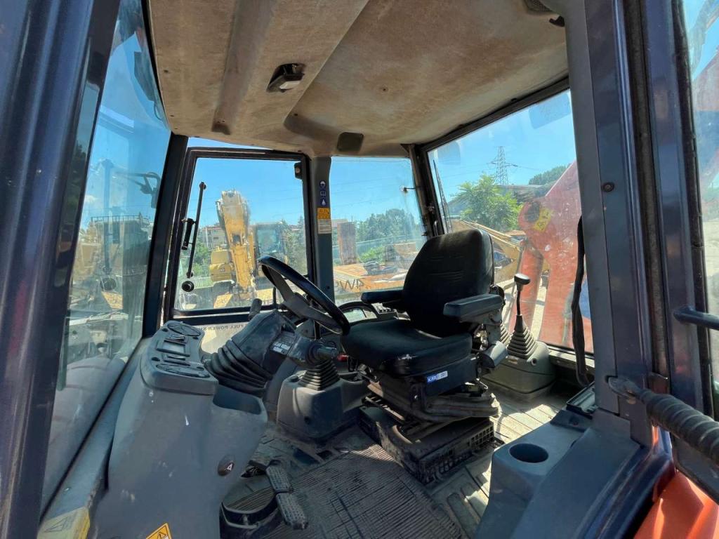 Fiat Hitachi FB200 Photo 7