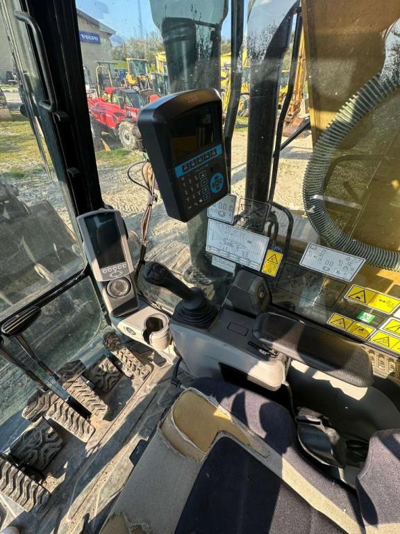 Caterpillar 323FLN Photo 10