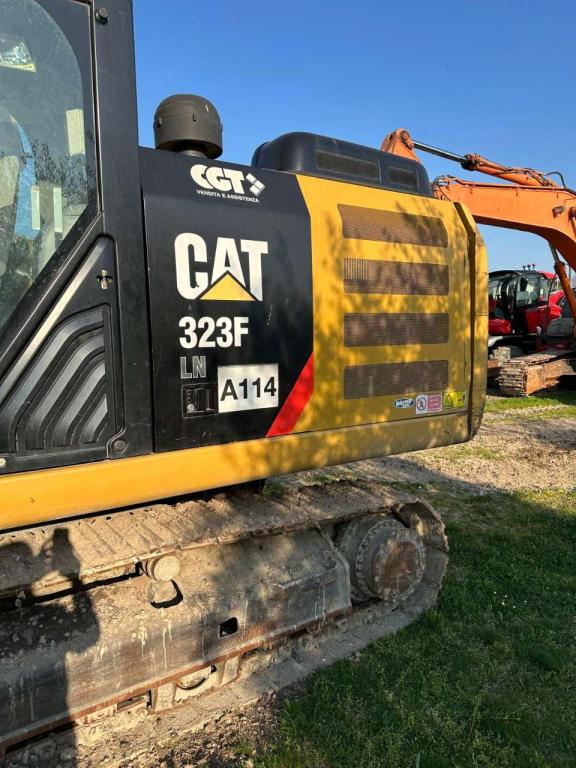 Caterpillar 323FLN Photo 3