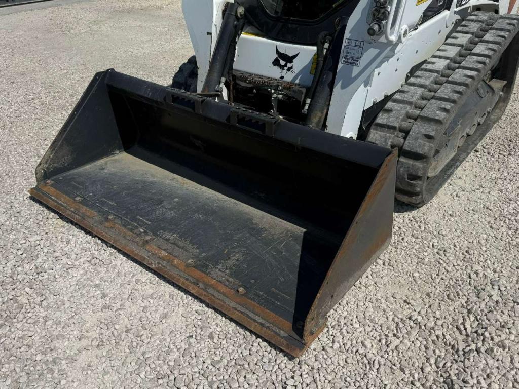 Bobcat T590 Photo 5
